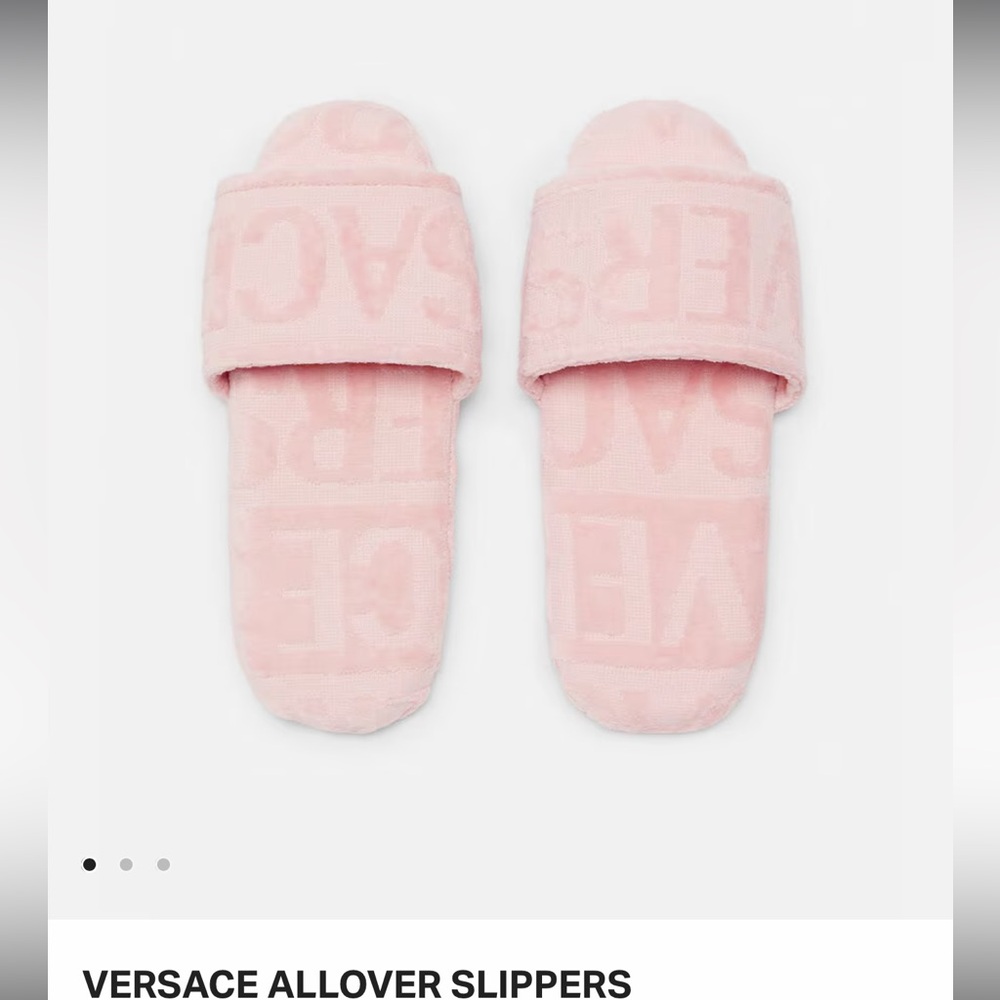 VERSACE ALLOVER SLIPPERS